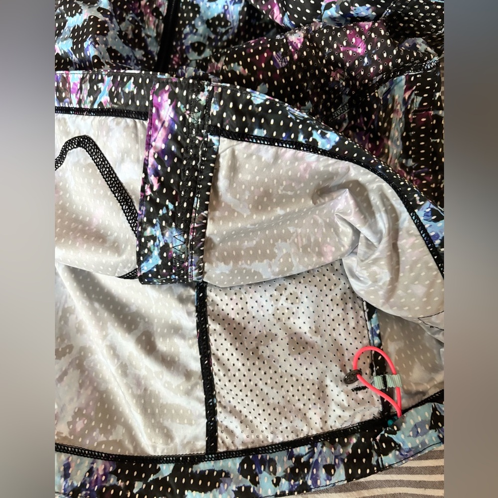 Lululemon Back Pack It Jacket Running Lightweight… - image 6